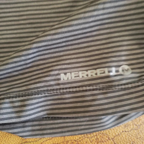 MERRELL, Size Small, hiking long tank, Khaki  stripes with black - Picture 2 of 8